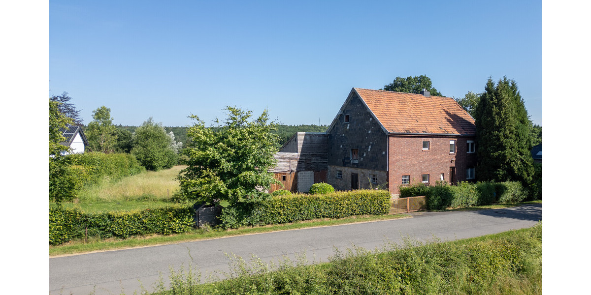 Roetgen – Einmalige Lage. Grenzenlose Möglichkeiten. Ein Ort für Generationen und Visionen. - Bauernhaus, Landhaus Roetgen | Angebot:27020356